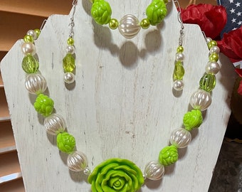 Lime Green Lucite Rose Bead Pearl Necklace Set