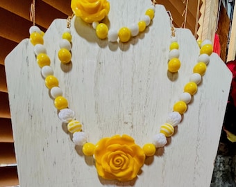 Yellow Lucite Rose Beaded Necklace Set
