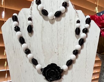 Black Lucite Rose Vintage Beaded Goth Necklace Set