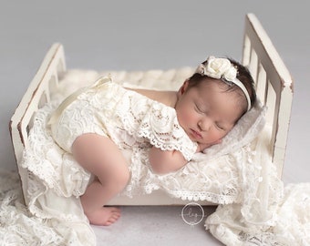 newborn baby girl dress for photoshoot