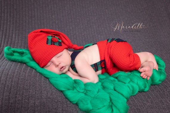 Newborn boy photo outfit Christmas photography set red and green pants with suspenders and hat, Holliday photo shoot outfit, ready to ship!