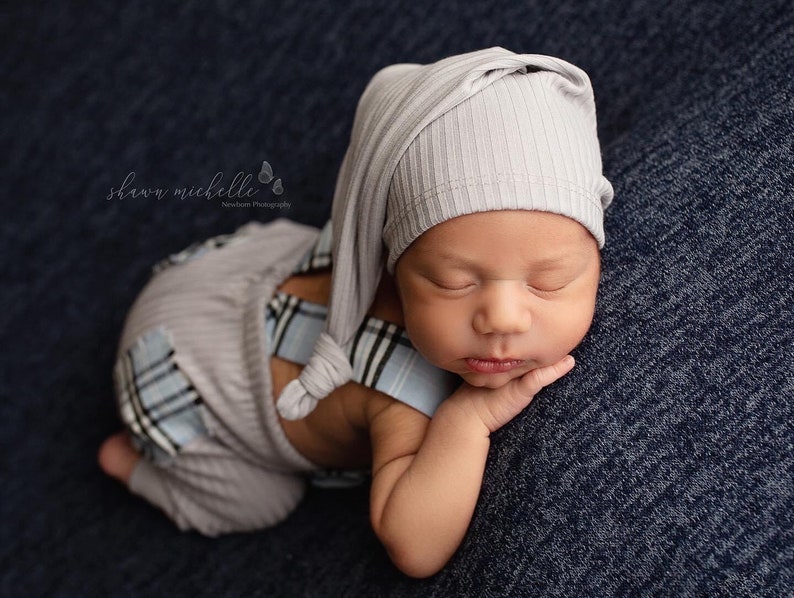 Newborn boy photo outfit newborn photography pants set with suspenders and hat, infant photo shoot, newborn props two piece ready to ship! Gray