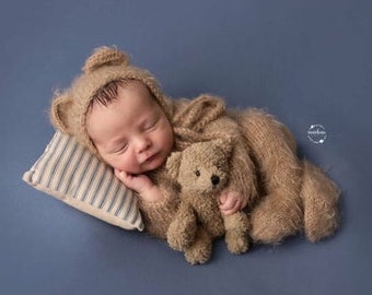 Newborn Footed Bear outfit Baby knitted Bear romper and Bonnet Knitted footed Overalls Newborn Photo props Knit RTS