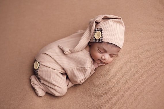 Newborn photography, footed Sleeper romper photo props, baby boy, Photo shoot, Photo Outfit, Photography Prop Overalls, RTS