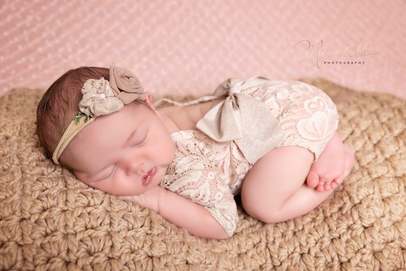 Newborn girl lace romper set, newborn girl cream photo outfit baby girl open back long sleeve romper props newborn photography prop Beige