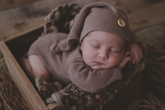 Newborn boy photo outfit white newborn boy photography,romper and hat, baby boy photo props,baby boy photo outfit,boy overalls for pictures