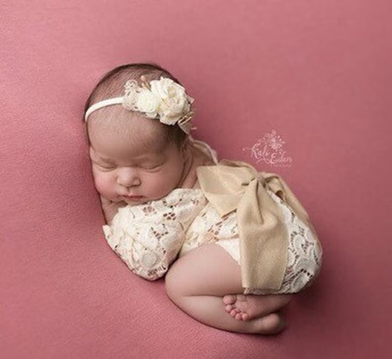 Newborn girl photo outfit lace romper set, newborn photo props girl, baby girl photo outfit cream cappuccino lace romper, lace onesie
