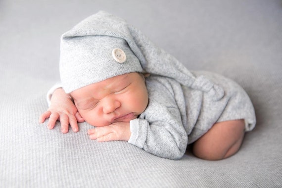 Newborn boy photo outfit,newborn boy photography,romper and hat, baby boy photo props,baby boy photo outfit,boy overalls add Pom Pom