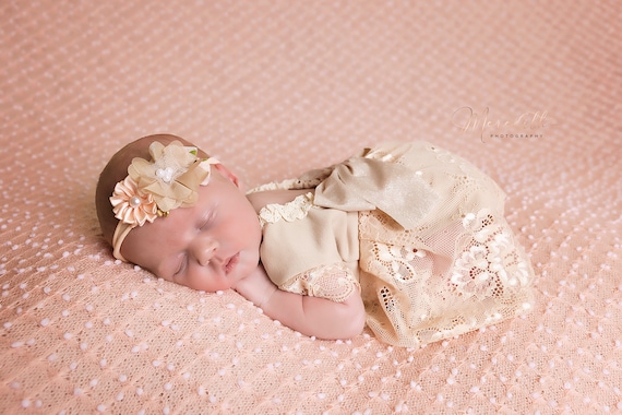 Newborn photo photo outfit, baby girl romper dress , newborn girl props, nude white photo outfit baby girl open back newborn photography