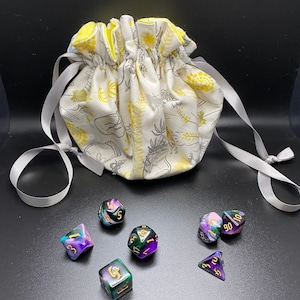 Bee Fabric Dice Bag: 6-Pocket Drawstring Pouch for RPG Gaming