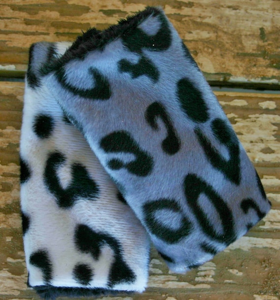 Snow Leopard Print With Black Minky Car Seat Strap Covers For Infant Or Toddler Turquoise Steering Wheel Cover From Hoya Automobile And Use The Three Piece Set Of 38cm Leopard Print Winter Car Plush Unique