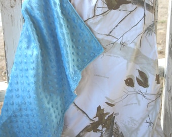 Realtree Snow Camo & Teal Minky Blanket, Infant Car Seat Size (30x30)