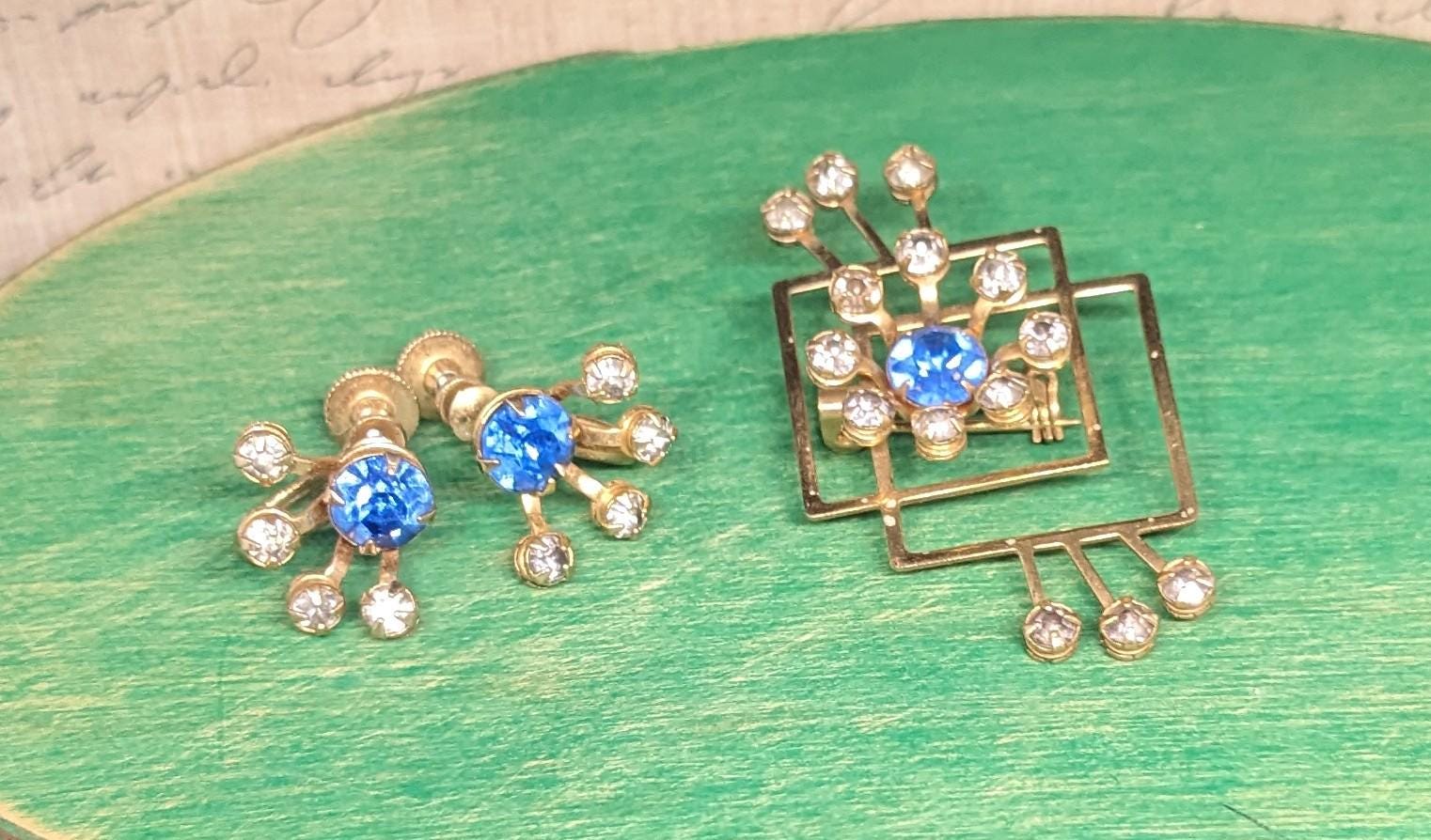 Vintage B.N. Bugbee & Niles Blue Rhinestone Brooch Pendant  display picture 1