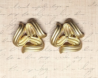 Vintage Pair of 2 Gold Tone Swirl Design Dress Clips