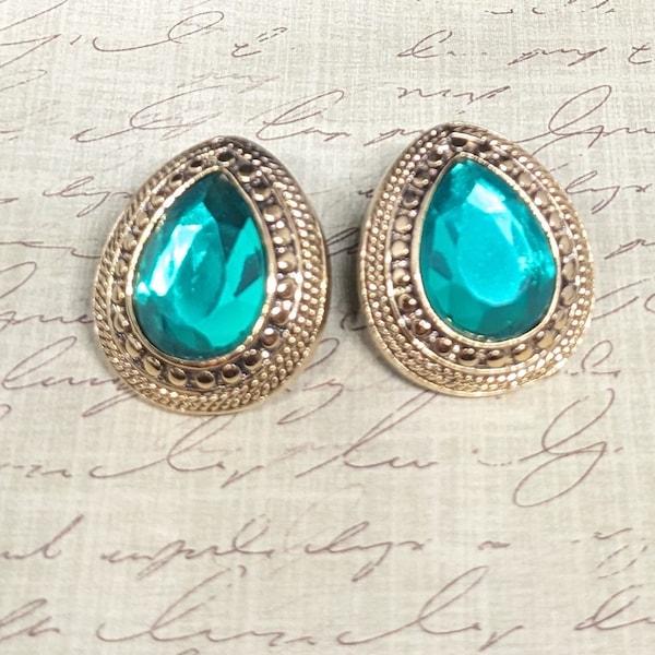 Vintage Joan Rivers Teardrop Earrings with Large Green Rhinestone