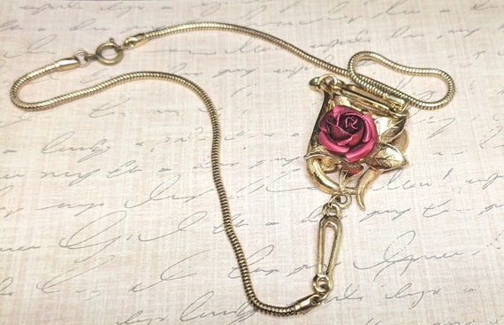 Vintage Gold Tone and Red Rose Pendant Necklace 1… - image 4