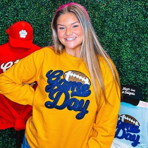 Sweatshirt w/ Navy Game Day Football Chenille