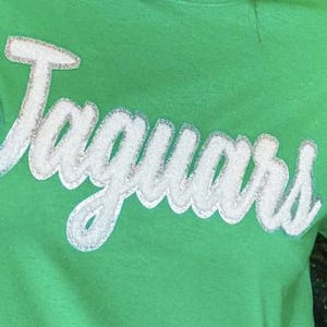 Jaguars Vit Chenille Värmeapplicerad Tyglapp