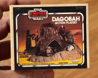Vintage Kenner Star Wars The Empire Strikes Back DAGOBAH Action Playset Miniature Toy Box Christmas Ornament / Refrigerator Fridge Magnet
