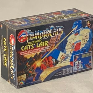 Vintage Original LJN Thundercats Electronic CAT&#39;S LAIR Miniature Toy Box Christmas Ornament / Refrigerator Fridge Magnet