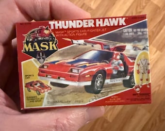Adorno navideño/imán para refrigerador Kenner original vintage de los años 80 con diseño de coche deportivo MASK, modelo THUNDER HAWK.