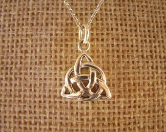 Sterling Silver Trinity Knot Necklace Irish Handmade Jewelry.