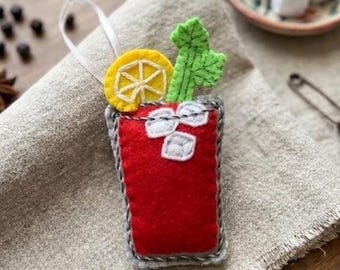 Felt Bloody Mary Ornament, Breakfast Cocktail Decor with Beads,Handmade Bar Cart Ornament, Hostess Gift for Drink Lovers