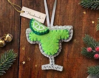 Felt Margarita Christmas Ornament, Green Cocktail Decor with a Lime and Beads, Handmade Bar Cart Ornament, Hostess Gift for Drink Lovers