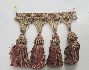 Vendu par mètre - Frange à simple pampille Malabar - rouge, vert, or