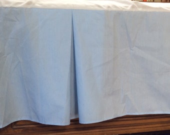 Daybed / Twin Size Bedskirt 14" drop Tailored with split corners - Poly Cotton (color: Light Blue)