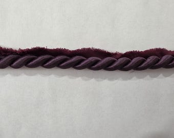 Purple Grape Twisted Cord Trim with Lip – Upholstery Sewing Home Decor (6 Yards) B09