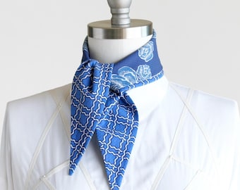 Blaue Rose Seersucker Halstuch: Handgemachte Baumwolle Ascot Schal
