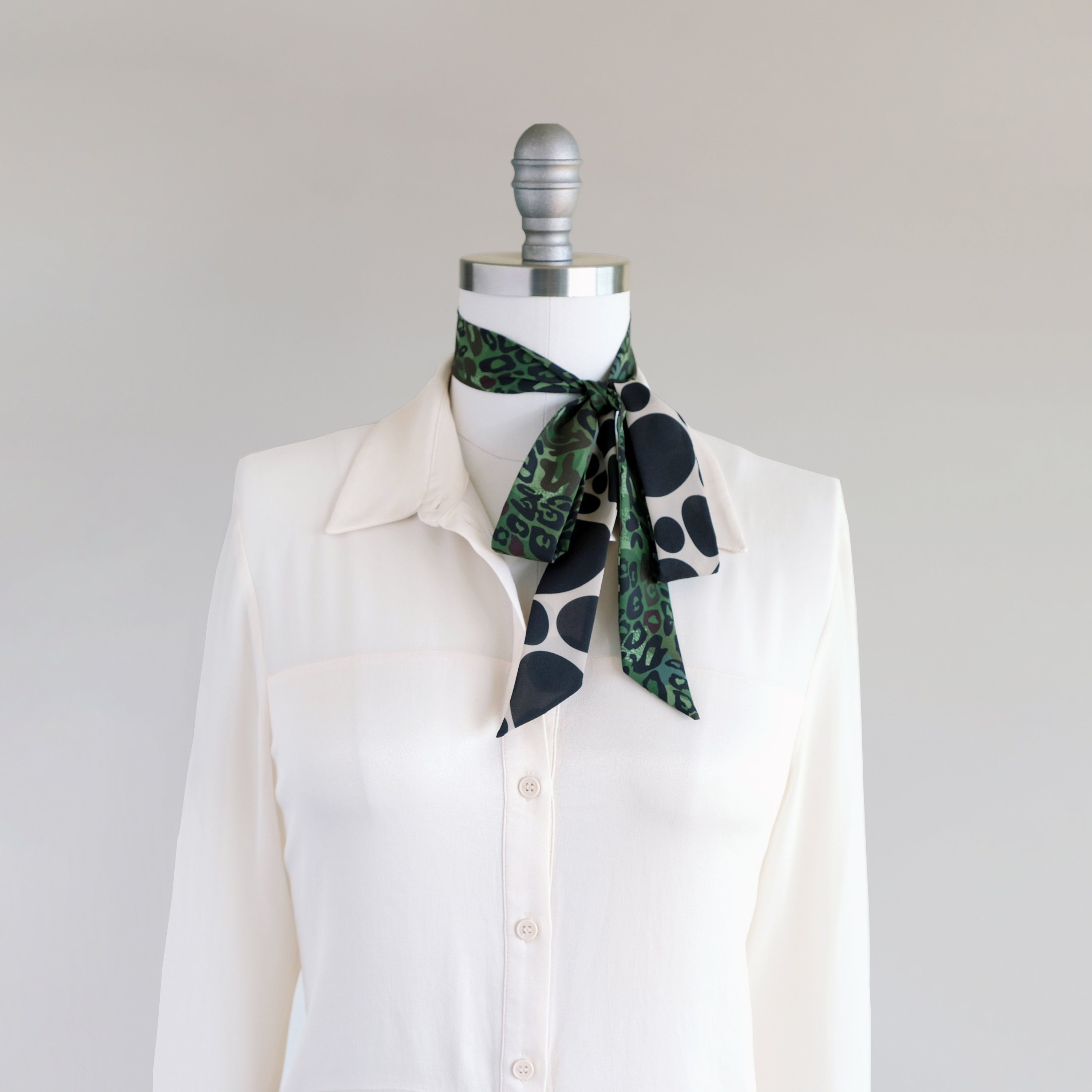 スカーフ ERMANNO SCERVINO Woman Neck scarf Green D462R701QYE 56310 ERMANNO SCERVINO: Neck scarf woman - Green | Ermanno