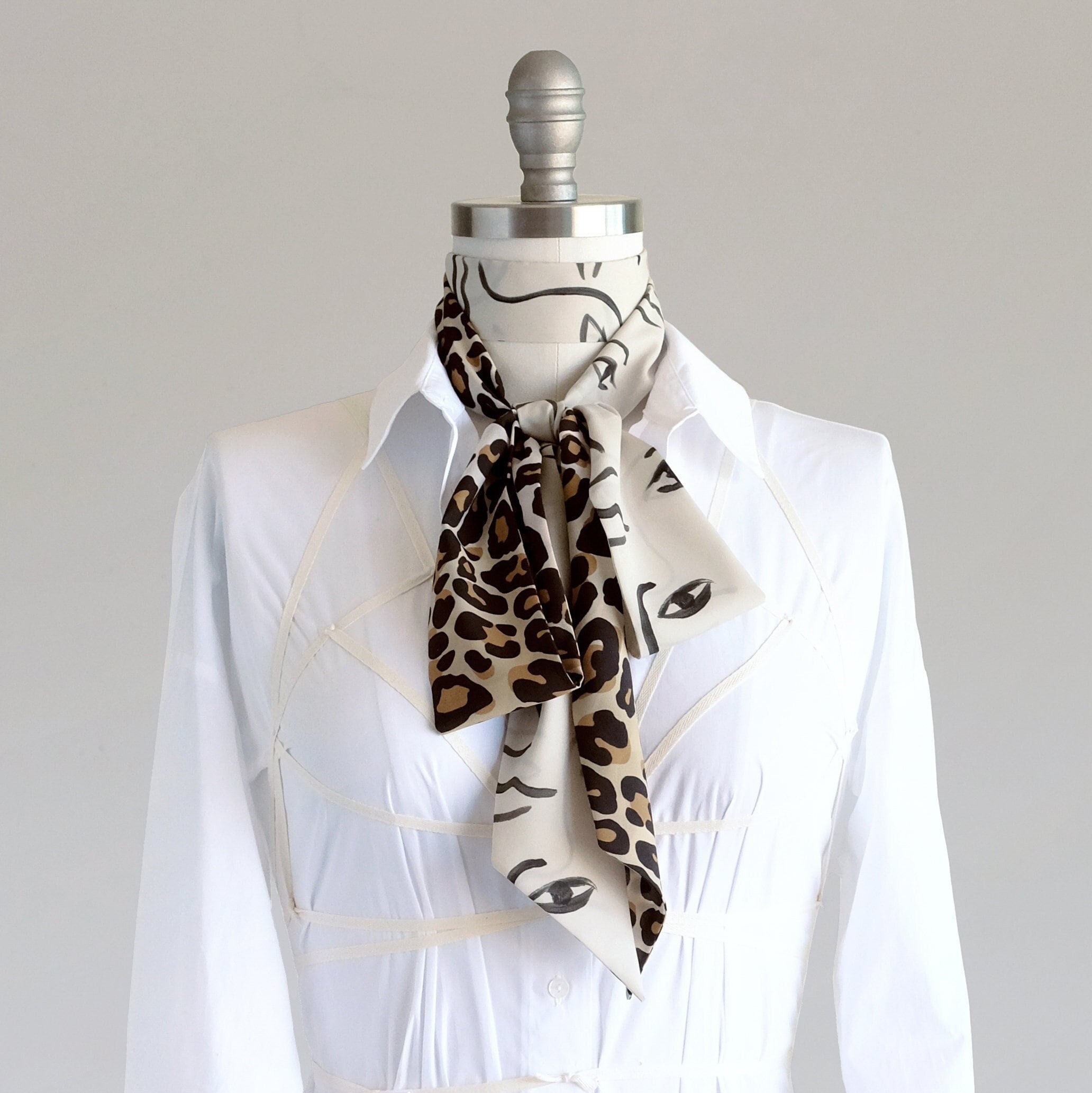 Expressive Face and Leopard Print Long Skinny Scarf, 70s
