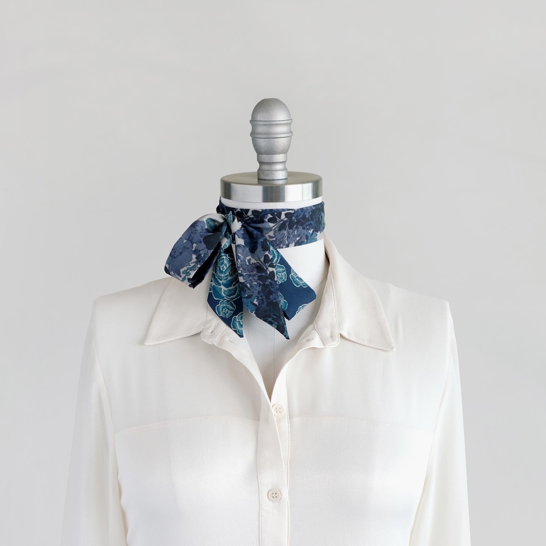 Blue Floral Skinny Scarf: Boho Rose Print Hair Wrap