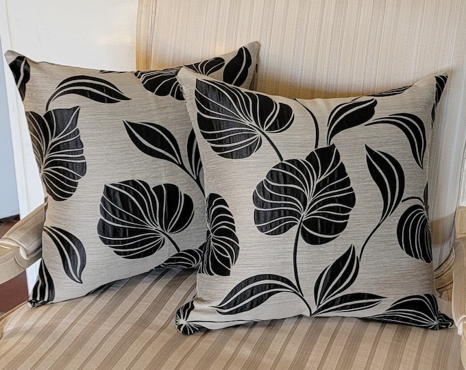 Kuwaha Jacquard Decorative Throw Pillow Cover,Leaf Pattern, 18" x 18", Grey and Black