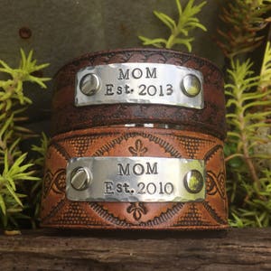 Mom est. date leather cuff - personalized gift for Mother&#39;s Day - gift for mom  - Love Squared Designs