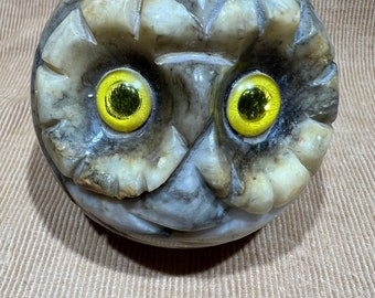 Genuine Alabaster Handcarved in Italy Owl Paperweight