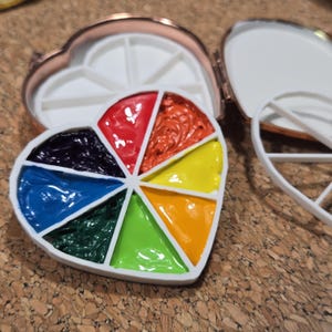 Watercolor Travel HEART Palette 2.5 x .5 inches. Two stacked palette inserts.