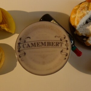 Vintage French Le Fromage du Monde Dollhouse Plate 1:12 scale