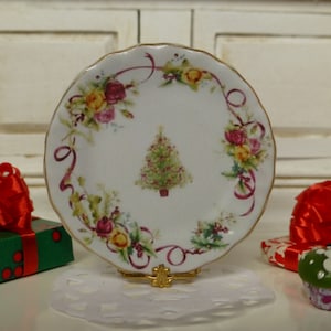 Dollhouse Miniature Old Country Roses Christmas Plate