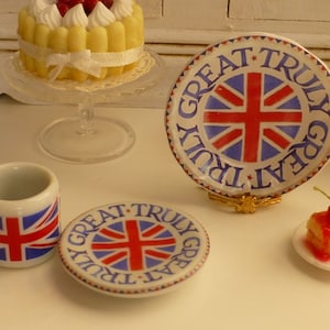 Union Jack Coffee Mug and Plate for Dollhouse