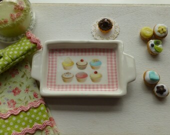 Dollhouse Miniature Cupcake Party Baking Tray in 1:12 scale