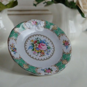 Jade Plate for Dollhouse in 1:12 Scale