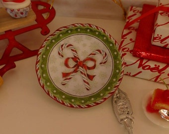 1:12 Scale Dollhouse Miniature White Candy Canes Christmas Plate