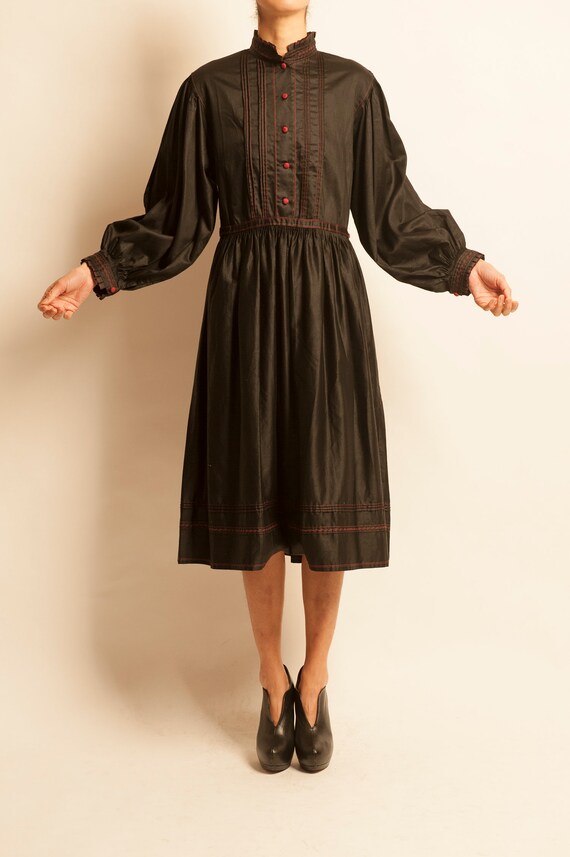 Smock day dress from 1950-60’s