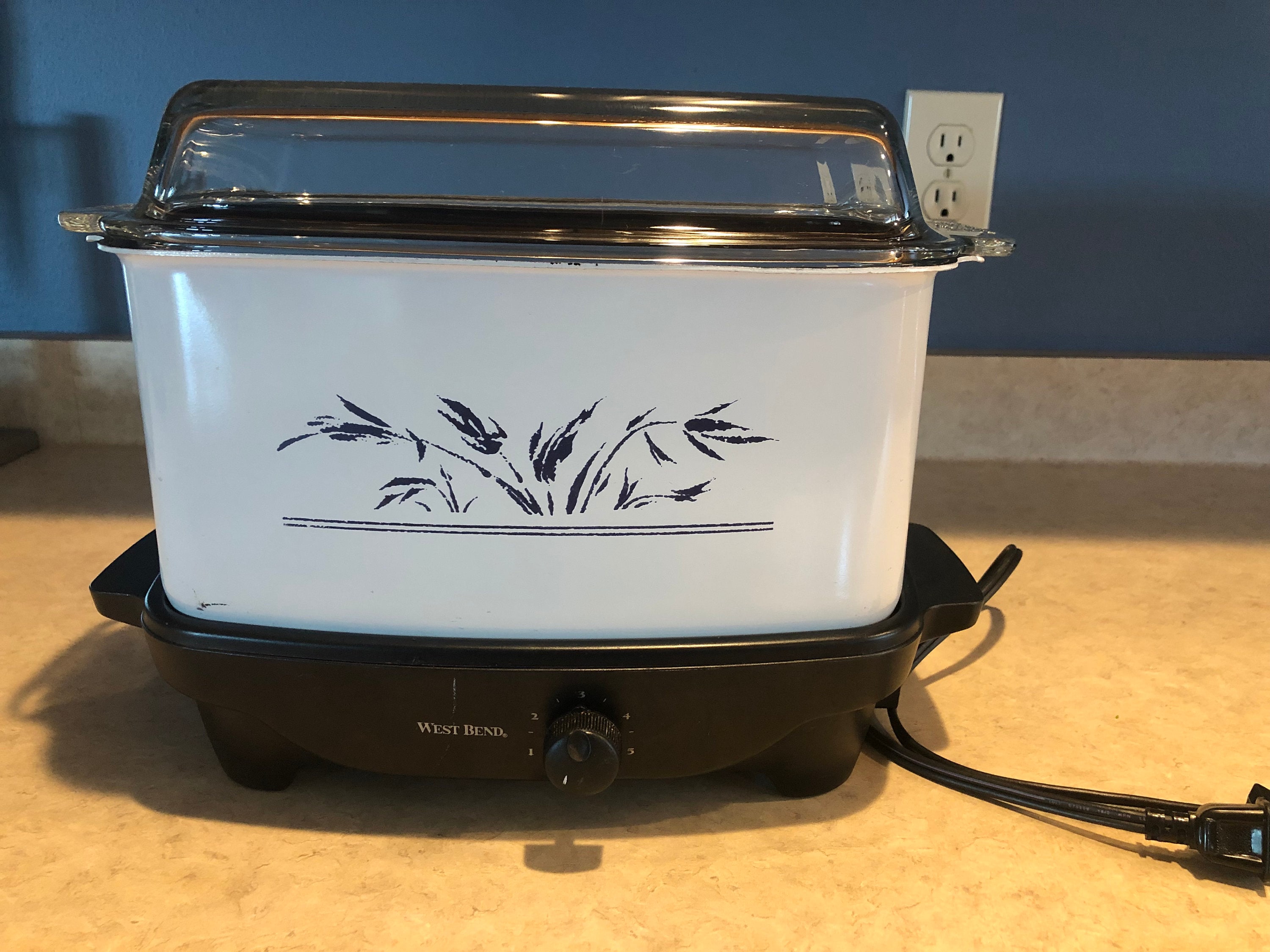 West Bend 6 Quart Slow Cooker W/glass Dome Lid 