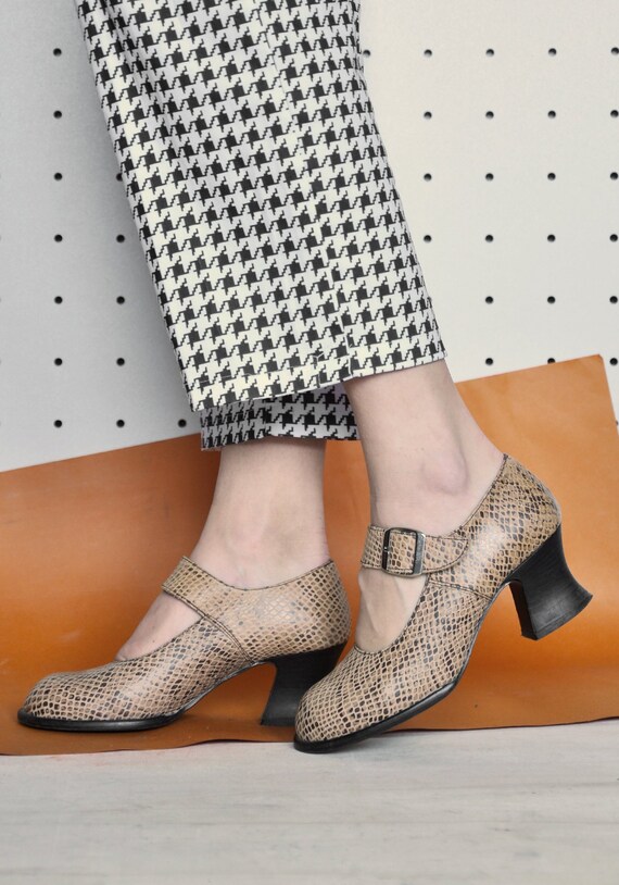 90s ANIMAL print shoes faux leather mary janes BEI