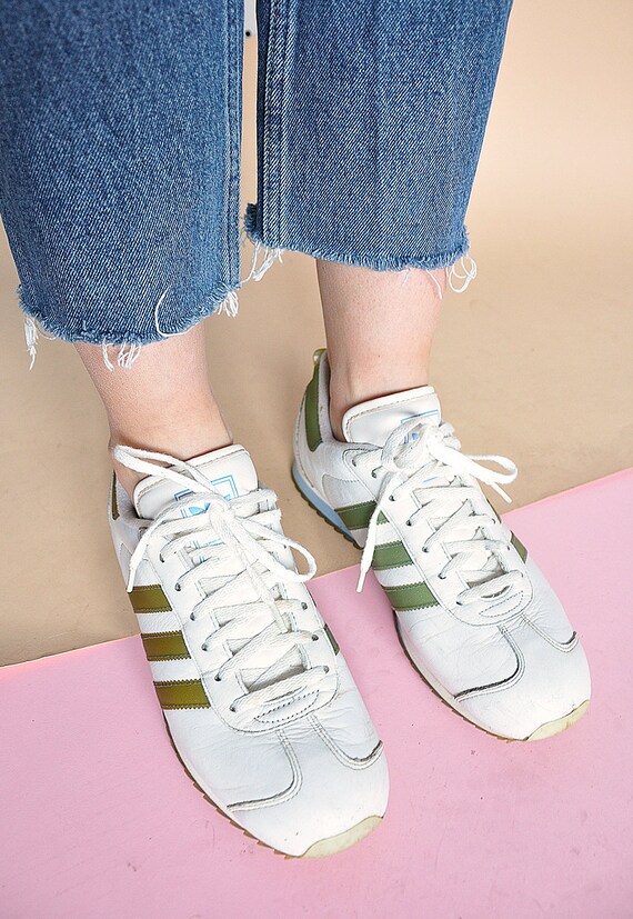 90er Jahre ADIDAS Sneakers adidas Originale adidas Trainer weiße Sneaker retro Sneakers old school sneakers Größe 9 uns 6,5 uk 40 eu 90er Jahre ADIDAS Sneakers adidas Originale adidas Trainer weiße Sneaker retro Sneakers old school sneakers Größe 9 uns 6,5 uk 40 eu