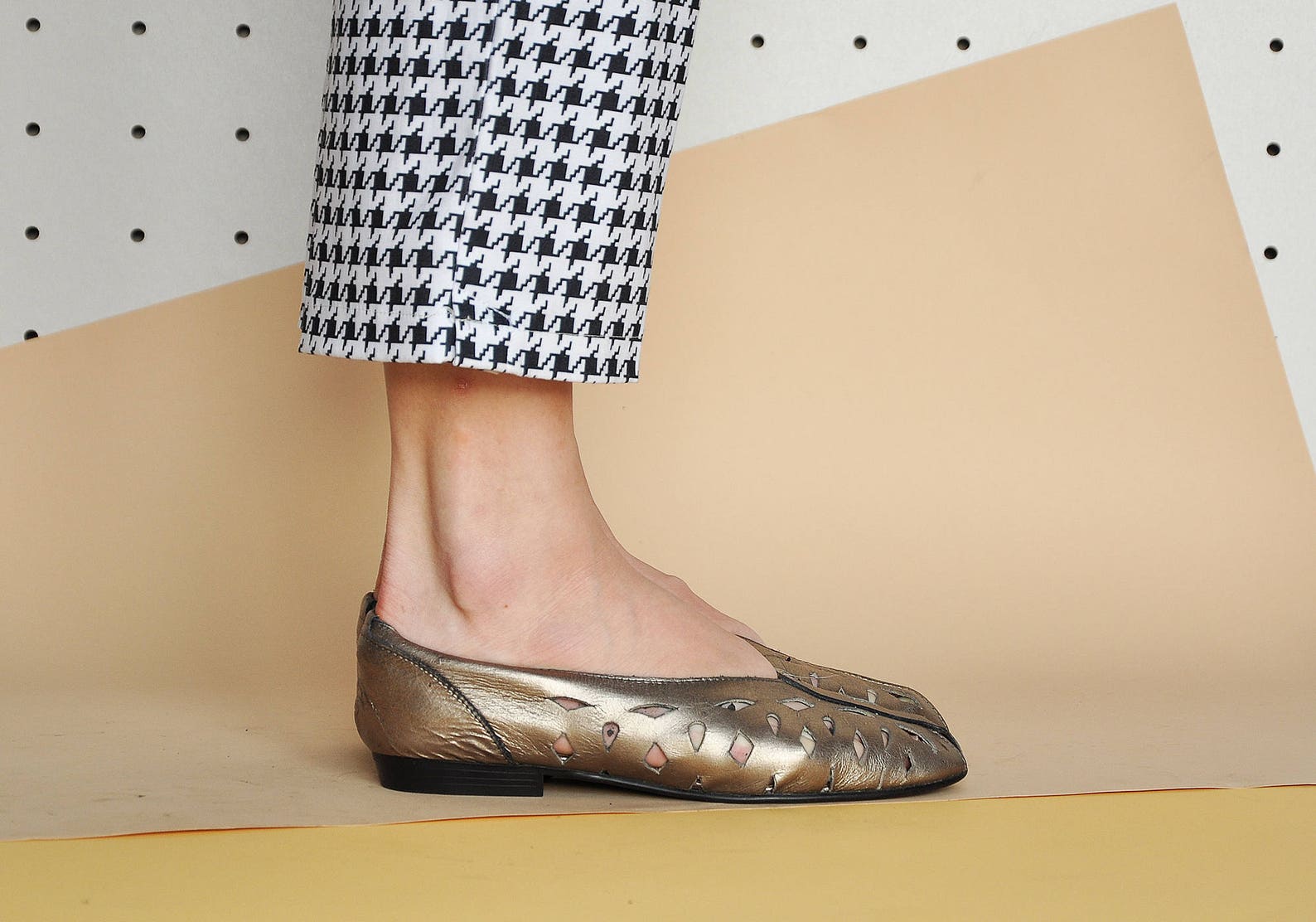 faux leather platform slides